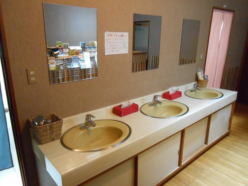 Biwa Monogatari Hotel Atami  Exterior photo